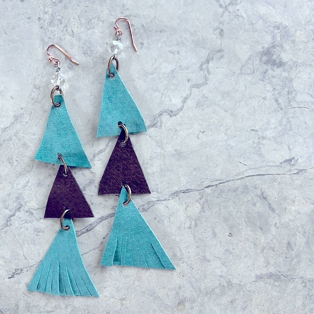 BelleStyle La Paz Crystal Earrings